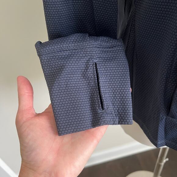 Tommy Bahama Golf Athletic Full Zip Jacket Thumbholes Blue XL Textured - Picture 6 of 12